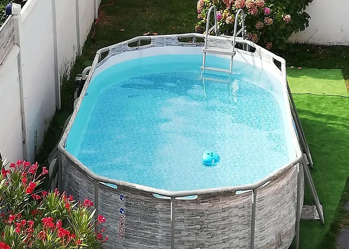 L'authentique - 600m - Piscine